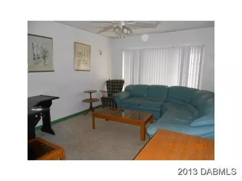 109 Cedar St, Edgewater, FL 32141 photo 2