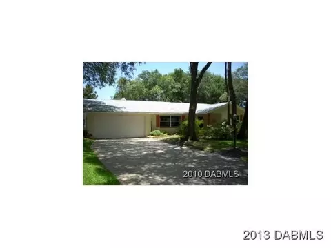 823 Lucerne Cir, Ormond Beach, FL 32174 photo 1