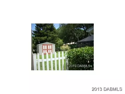 823 Lucerne Cir, Ormond Beach, FL 32174 photo 2