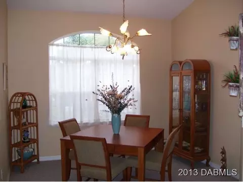 46 Caladium Dr, Ormond Beach, FL 32174 photo 4