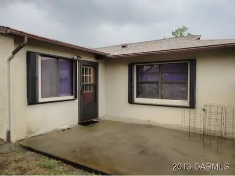 301 Sea Gull Ct, Edgewater, FL 32141 photo 4