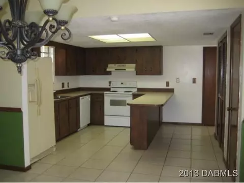 158 Warwick Ave, Ormond Beach, FL 32174 photo 5