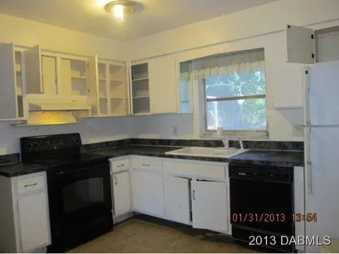24 Silver Cir, Edgewater, FL 32141 photo 2