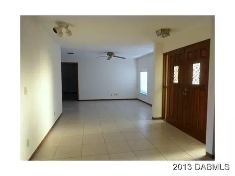 8 Smugglers Cv, Ormond Beach, FL 32176 photo 2