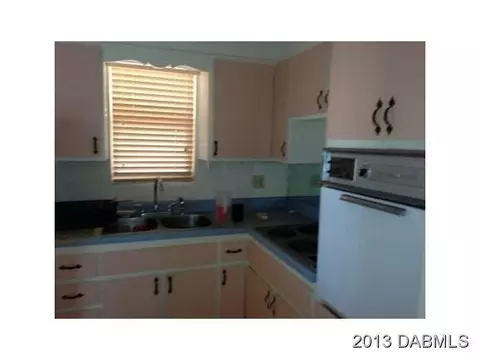 32 Camellia Dr, Ormond Beach, FL 32176 photo 6