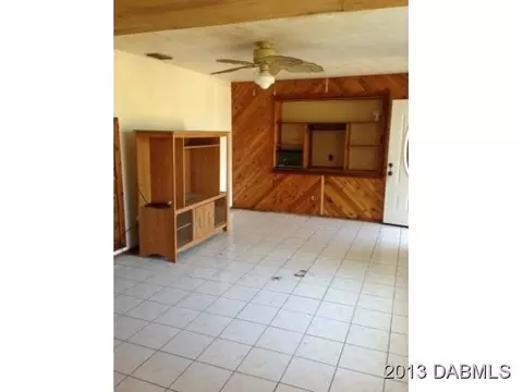 32 Camellia Dr, Ormond Beach, FL 32176 photo 2