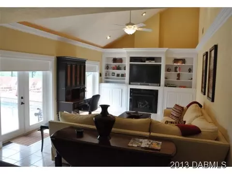 13 Eloise Cir, Ormond Beach, FL 32176 photo 4