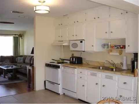 1 Tropical Dr, Ormond Beach, FL 32176 photo 4
