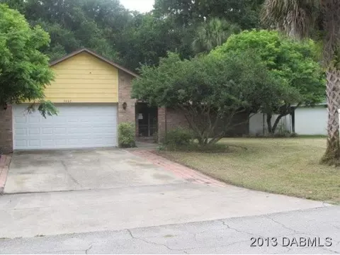 3002 Silver Palm Dr, Edgewater, FL 32141 photo 1