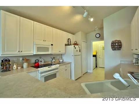 1203 Crown Pointe Ln, Ormond Beach, FL 32174 photo 9