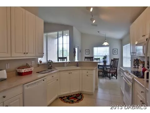 1203 Crown Pointe Ln, Ormond Beach, FL 32174 photo 10