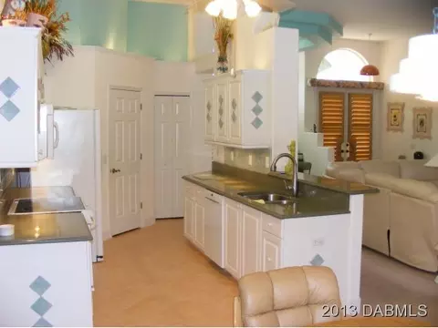 2 Carrington Ln, Ormond Beach, FL 32174 photo 3