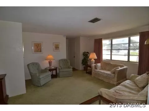 178 Rockefeller Dr, Ormond Beach, FL 32176 photo 2