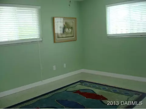 17 Sandra Dr, Ormond Beach, FL 32176 photo 9