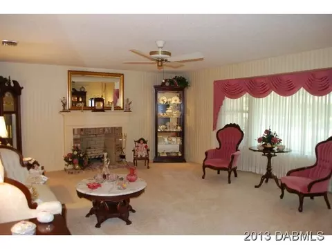 5 Nottingham Dr, Ormond Beach, FL 32174 photo 2