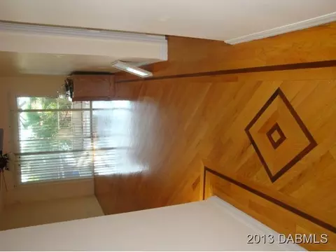 157 Avalon Dr, Ormond Beach, FL 32176 photo 8