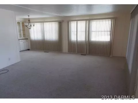 123 Pine St, Edgewater, FL 32141 photo 2