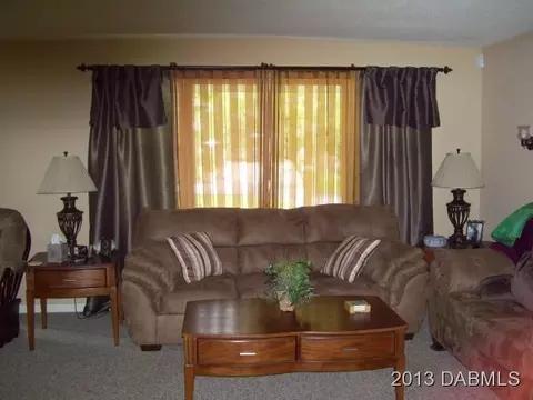 513 Andrews St, Ormond Beach, FL 32174 photo 3