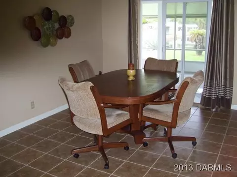 513 Andrews St, Ormond Beach, FL 32174 photo 2