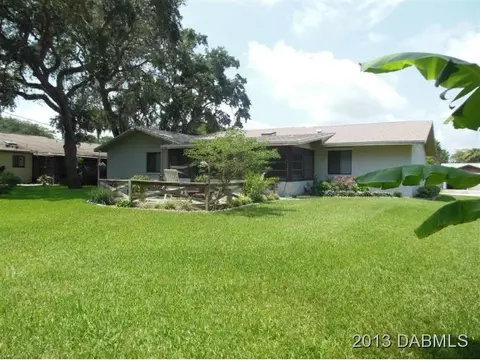 1867 Royal Palm Dr, Edgewater, FL 32141 photo 2