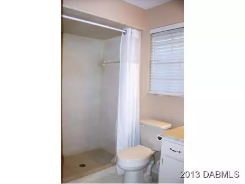 8 Windsor Dr, Ormond Beach, FL 32174 photo 10
