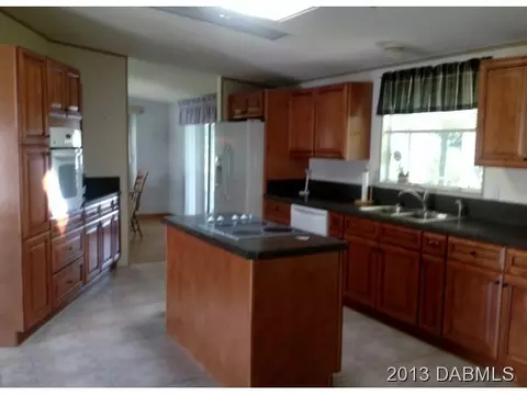 817 Navigators Way, Edgewater, FL 32141 photo 2