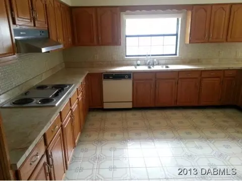 1319 N Beach St, Ormond Beach, FL 32174 photo 6
