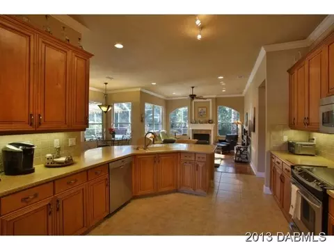 1296 Royal Pointe Ln, Ormond Beach, FL 32174 photo 9