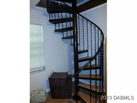 3087 Log Cabin Ln, Edgewater, FL 32132 photo 8