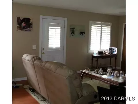 3087 Log Cabin Ln, Edgewater, FL 32132 photo 3