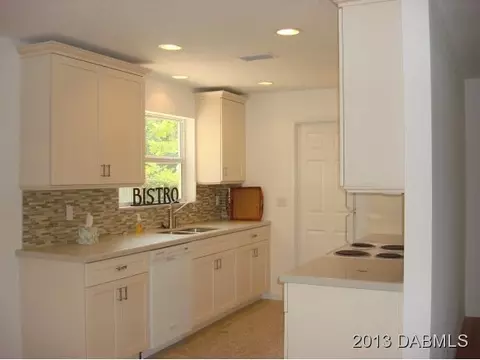112 Ocean Ter, Ormond Beach, FL 32176 photo 4