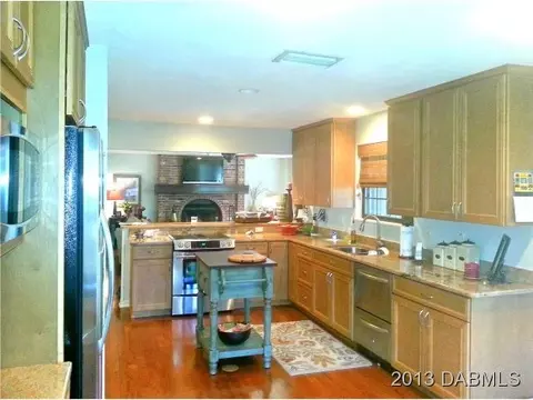 1316 Oak Forest Dr, Ormond Beach, FL 32174 photo 4