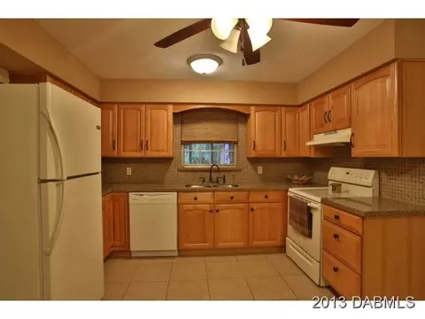 120 Putnam Ave, Ormond Beach, FL 32174 photo 7