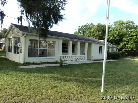2002 S Riverside Dr, Edgewater, FL 32141 photo 1