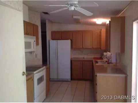 602 Navigators Way, Edgewater, FL 32141 photo 2