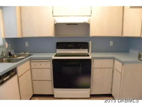 1907 Juniper Dr, Edgewater, FL 32141 photo 3