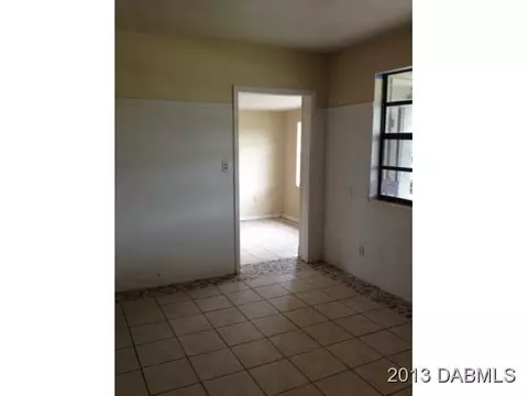 142 Laurie Dr, Ormond Beach, FL 32176 photo 3