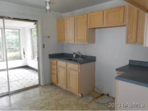 8 Margaret Rd, Ormond Beach, FL 32176 photo 2