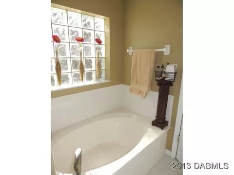 416 Palm Ave, Ormond Beach, FL 32174 photo 11
