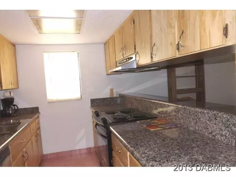 8 Hamlet Cir, Ormond Beach, FL 32174 photo 8