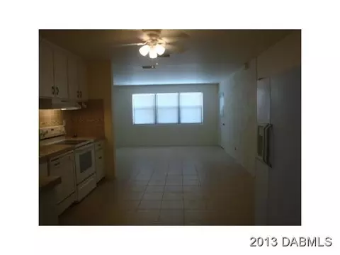 49 Camellia Dr, Ormond Beach, FL 32176 photo 4