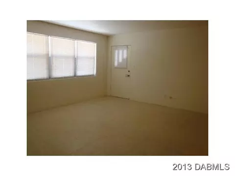 49 Camellia Dr, Ormond Beach, FL 32176 photo 5
