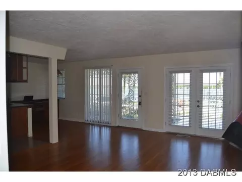 252 S Beach St, Ormond Beach, FL 32174 photo 6