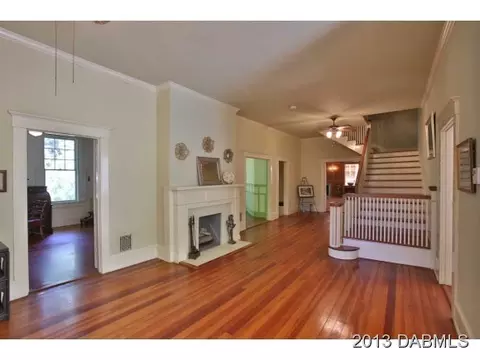 127 Riverside Dr, Ormond Beach, FL 32176 photo 4