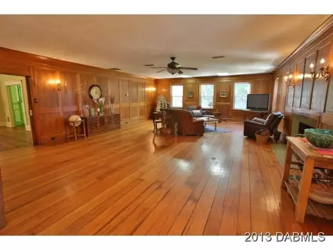 127 Riverside Dr, Ormond Beach, FL 32176 photo 6