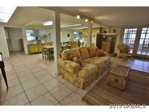127 Riverside Dr, Ormond Beach, FL 32176 photo 10