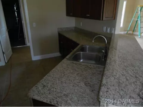 5 Undermount Path, Palm Coast, FL 32164 photo 8