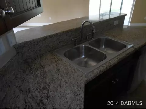 5 Undermount Path, Palm Coast, FL 32164 photo 11