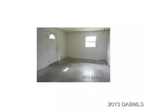 3303 Juniper Dr, Edgewater, FL 32141 photo 2