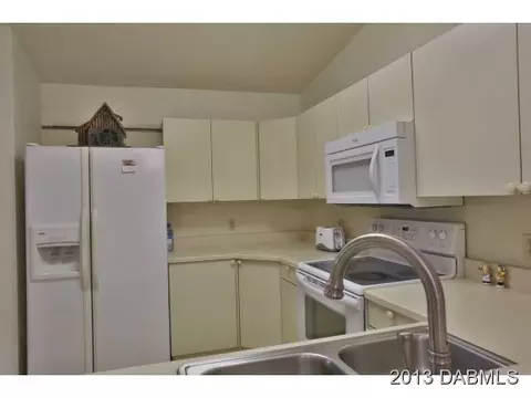 14 Landings Ln, Ormond Beach, FL 32174 photo 4